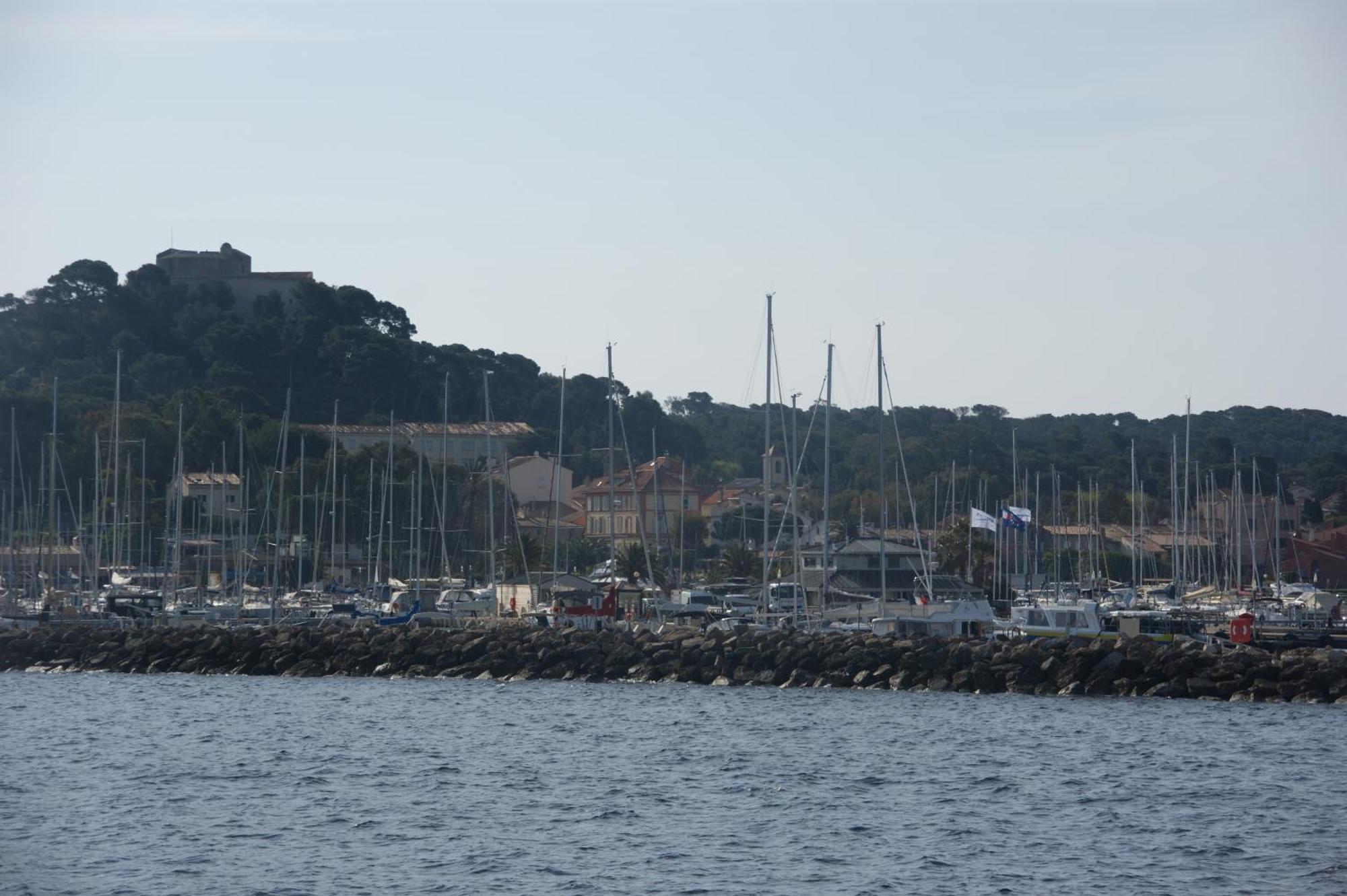 Auberge Des Glycines Porquerolles Exterior foto